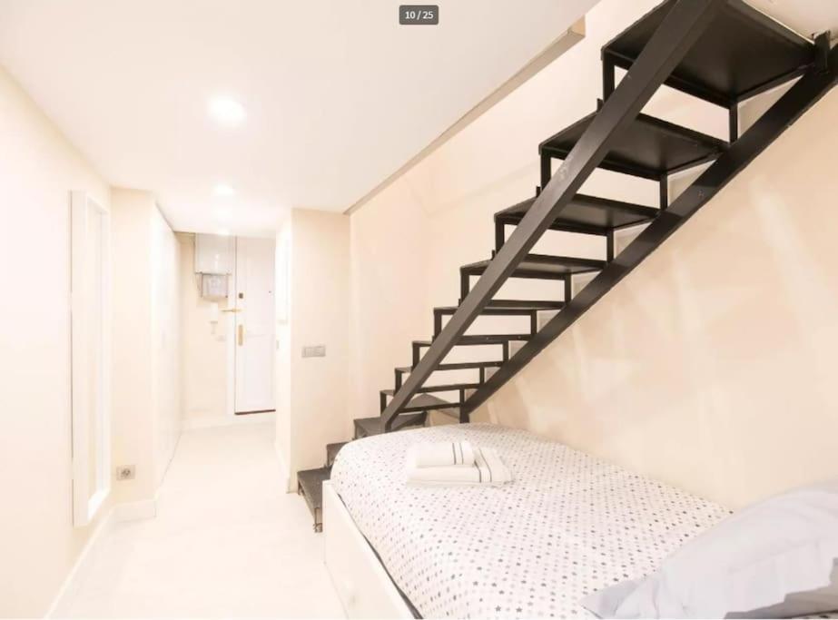 Apartament Eixample Sagrada Familia 52 *
